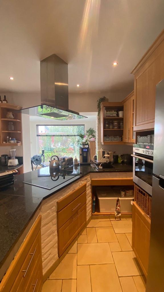 Complete keuken met toestellen, Huis en Inrichting, Keuken | Complete keukens, Gebruikt, Overige typen, Bruin, Graniet of Steen