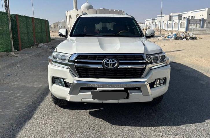 Toyota Land Cruiser 4.5 Diesel V8 – 2012 (facelift 2021), Auto's, Toyota, Particulier, 4x4, Diesel, Automaat, Leder, Ophalen