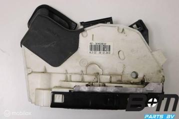 Portierslot RA (bijrijderskant) Volkswagen Polo 6R . beschikbaar voor biedingen