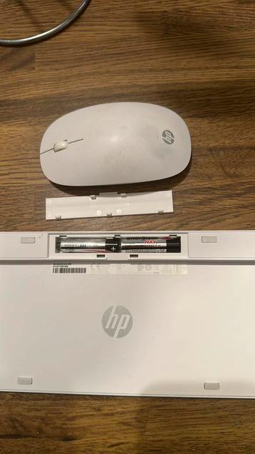 Clavier et souris sans fil HP, Enlèvement, Comme neuf, Sans fil
