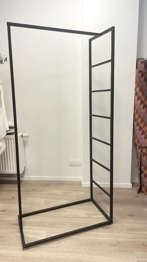 Kledingrek Zwart Jysk, Huis en Inrichting, Kasten | Kleerkasten, Zo goed als nieuw, 150 tot 200 cm, 50 tot 100 cm, 25 tot 50 cm