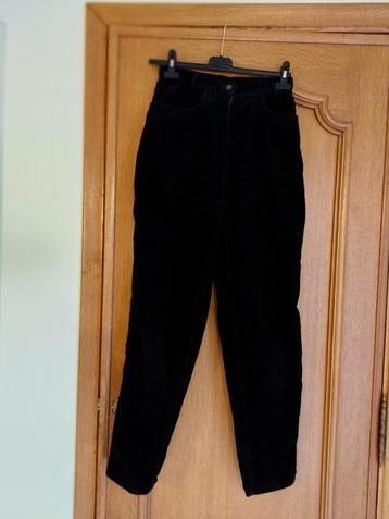 Pantalon velours côtelé noir - T: 34 beschikbaar voor biedingen