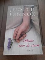 Judith Lennox - Stilte voor de storm, Boeken, Literatuur, Ophalen of Verzenden, Judith Lennox, Zo goed als nieuw