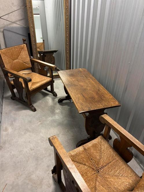 Eiken antieke zithoek: 2 zetels en bijhorende tafel, Antiek en Kunst, Antiek | Meubels | Kasten, Ophalen