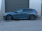 BMW 118I M-pakket pano dak, Auto's, 1 Reeks, Leder en Stof, Bedrijf, 5 zetels