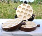 3 plats de four pour escargots de bourgogne, Maison & Meubles, Cuisine | Vaisselle, Enlèvement ou Envoi, Comme neuf, Poterie, Autres types