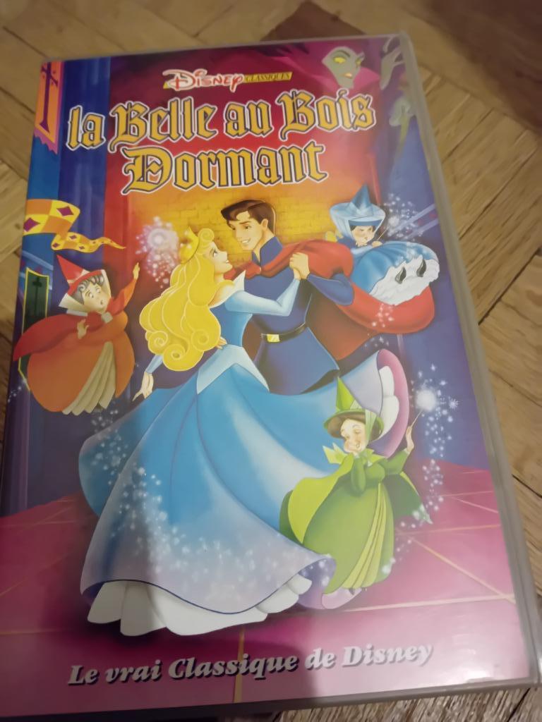 Cassette vhs la belle au bois dormant, Enlèvement ou Envoi