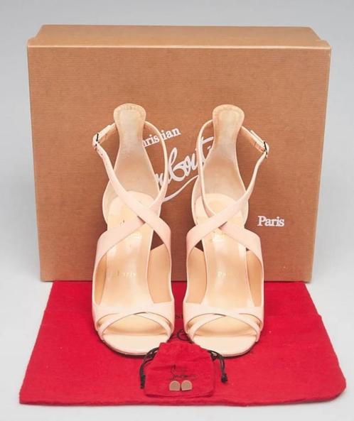 Christian Louboutin Malefissima sandalen / pumps maat 39, Kleding | Dames, Schoenen, Nieuw, Pumps, Beige, Ophalen of Verzenden
