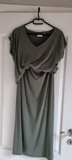 t-shirt + rok  Vila (groen), Ophalen, Maat 36 (S), Groen