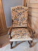 Fauteuil Louis XIII bekleed met wandtapijt