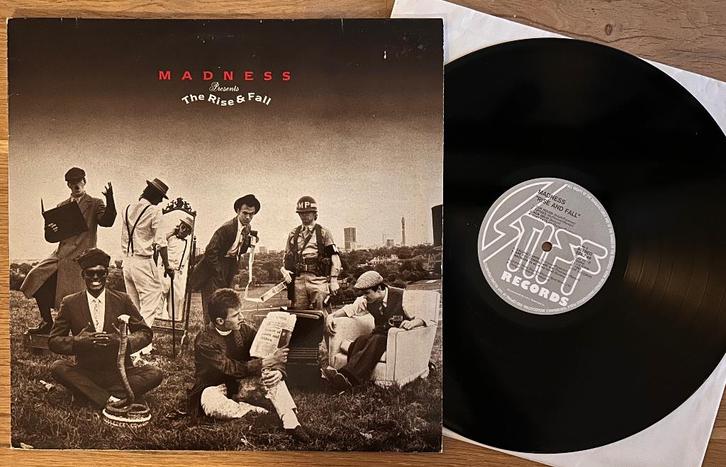 MADNESS - The rise and fall ( LP; Stiff ), Cd's en Dvd's, Vinyl | Pop, 1980 tot 2000, 12 inch, Verzenden