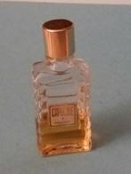 Capucine parfum vintage de collection., Collections, Utilisé, Enlèvement ou Envoi