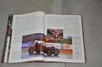 Alfa Romeo levert 80 pagina's 33cmx24cm, Boeken, Auto's | Folders en Tijdschriften, Verzenden, Gelezen, Alfa Romeo