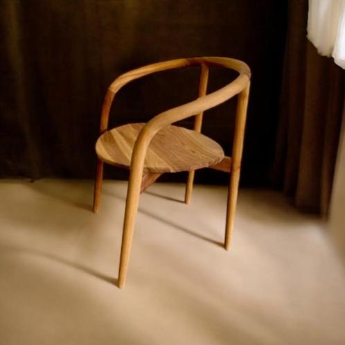 Chaise incurvée en bois avec assise ronde, Antiquités & Art, Antiquités | Meubles | Chaises & Canapés, Enlèvement ou Envoi