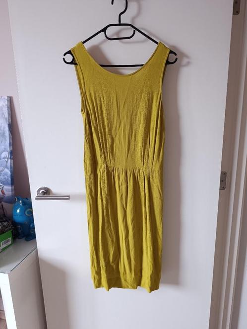 Okergele jurk van Nice Things, Kleding | Dames, Jurken, Zo goed als nieuw, Maat 36 (S), Ophalen of Verzenden