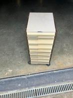 Kast op wielen , bureau kastje vintage/industrieel, Huis en Inrichting, Kasten | Overige, Ophalen, Gebruikt