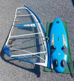 Als NIEUW surfplank Bic Core 148 lit compleet + zeil 6.0 m², Watersport en Boten, Ophalen, 250 tot 300 cm, 5 tot 7 m², Zo goed als nieuw