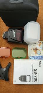 Nikon SB700 flitser, Audio, Tv en Foto, Ophalen of Verzenden, Zo goed als nieuw, Nikon, Kantelbaar