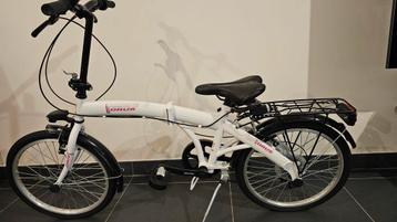 Opvouwbare fiets beschikbaar voor biedingen