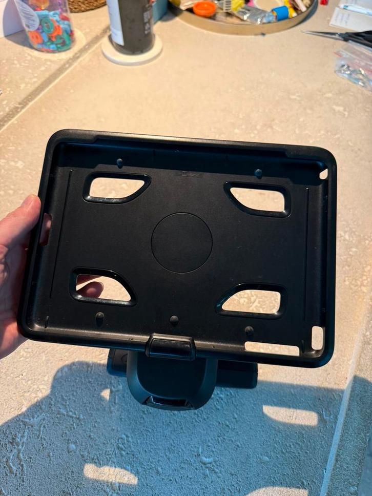 iPad houder voor auto Land Rover, Computers en Software, Tablet-hoezen, Zo goed als nieuw, Ophalen