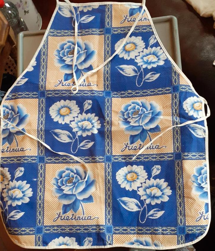 tablier neuf pour enfant, Enfants & Bébés, Vêtements enfant | Autre, Neuf, Fille, Enlèvement ou Envoi