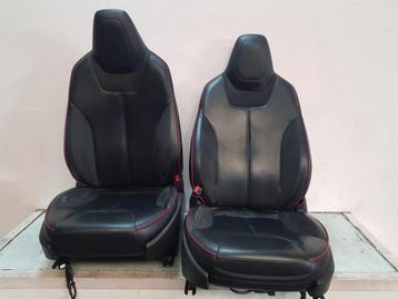 INTERIEUR Tesla Model S (01-2012/02-2016) beschikbaar voor biedingen