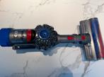 Dyson V8 met 6 accessoires, ophangsysteem, perfect batterij, Elektronische apparatuur, Ophalen of Verzenden, Zo goed als nieuw