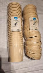 nieuwe soepbekers met deksel, Enlèvement