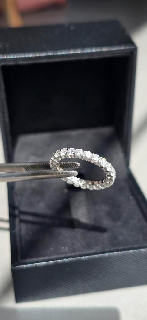 Eeuwigheidsring - 18 karaat Witgoud - 1.9Oct. tw. Diamant (L, Handtassen en Accessoires, Ringen, Nieuw, Ophalen of Verzenden