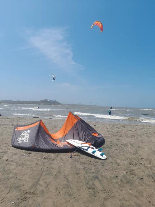 F One Bandit S4 kitesurfvleugel, Watersport en Boten, Kitesurfen, Gebruikt, Kite, 10 m², Ophalen