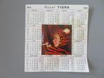 Royal Tigra sigaretten 1975 sticker kalender, Verzamelen, Rookartikelen, Aanstekers en Luciferdoosjes, Verzenden, Zo goed als nieuw