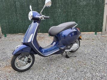 New Vespa Primavera en Sprint 125cc beschikbaar voor biedingen