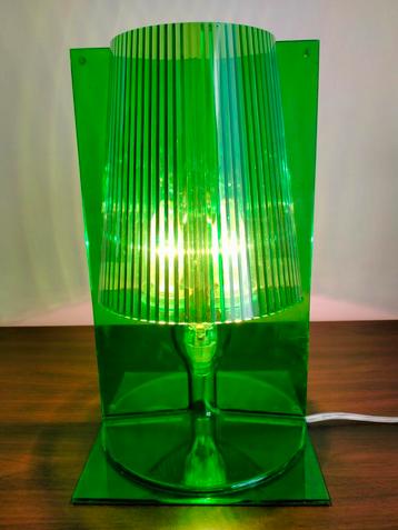 Kartell design tafellamp . beschikbaar voor biedingen