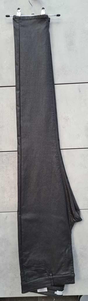 broek 38/40 smalle pijpen - Vero Moda Denim -zie afmetingen, Kleding | Dames, Broeken en Pantalons, Maat 38/40 (M), Grijs, Ophalen
