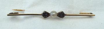 Art deco broche speld goud 18kt parel saffier. beschikbaar voor biedingen