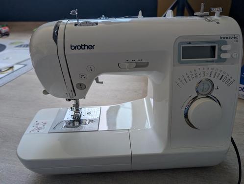 Naaimachine Brother Innovis 15, Hobby en Vrije tijd, Naaimachines en Toebehoren, Zo goed als nieuw, Naaimachine, Brother, Ophalen
