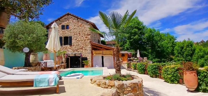 Lodge pour 2 personnes avec piscine à jets Réservez à temps , Vacances, Maisons de vacances | France, Midi-Pyrénées, Autres types