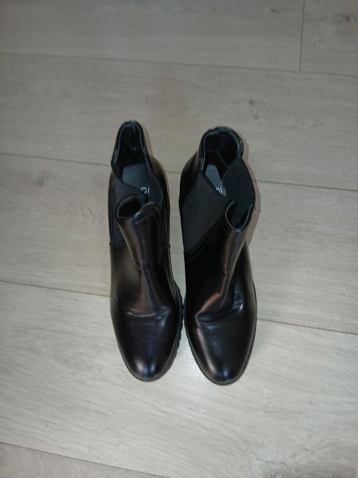 Paires de bottes pointure 39, Vêtements | Femmes, Chaussures, Enlèvement