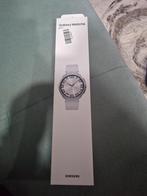 Samsung watch 6 47mm classic nieuw s doos lader meegeleverd, Handtassen en Accessoires, Ophalen, Zo goed als nieuw