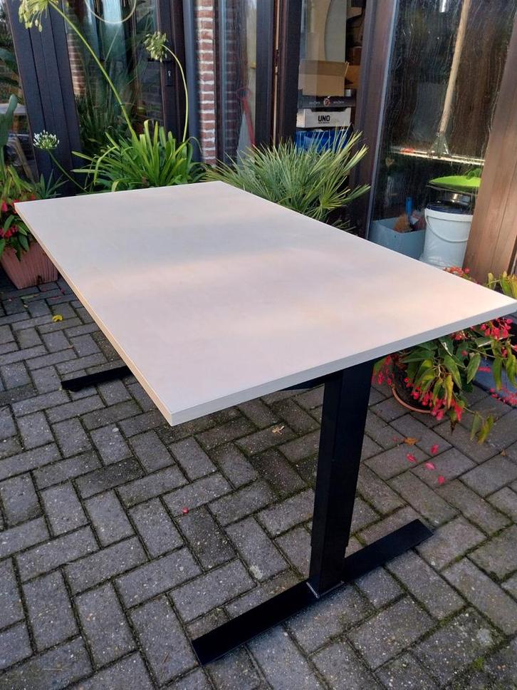 Mooie bureaus, Zakelijke goederen, Kantoor en Winkelinrichting | Kantoormeubilair en Inrichting, Ophalen