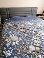 Boxspring, breedte 1m80, lengte 2m10, zonder matras, Ophalen, Zo goed als nieuw