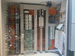 Stienen elektriciteitskasten pluimveestal, Hobby en Vrije tijd, Elektronica-componenten, Ophalen, Gebruikt