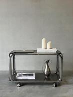 Vintage chroom salontafel / trolley met gerookt glas, Huis en Inrichting, Ophalen, Zo goed als nieuw, Glas