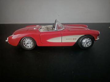 Corvette C1 1957, 1/18, Enlèvement ou Envoi, Comme neuf, Voiture, Burago