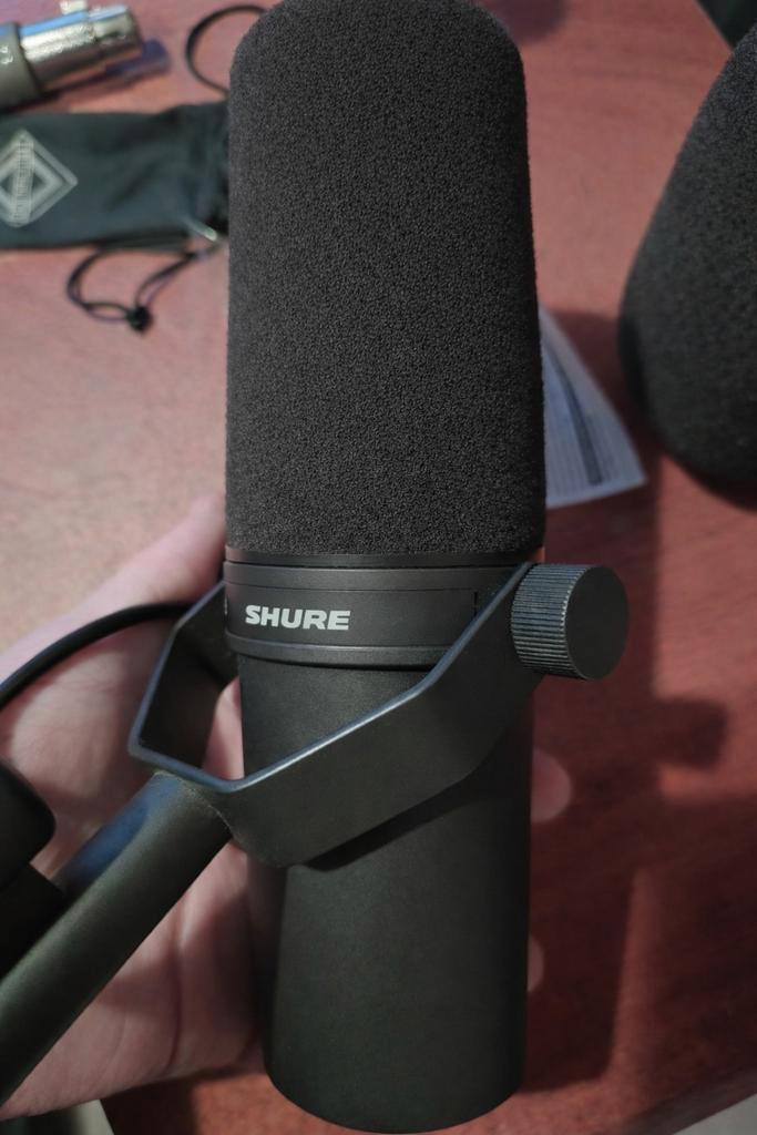 SHURE SM7B/ MET TRITON VERSTERKER bijna nieuw, Musique & Instruments, Microphones, Enlèvement ou Envoi