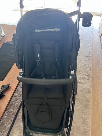 Thule kinderwagen – compleet pakket – €450 beschikbaar voor biedingen