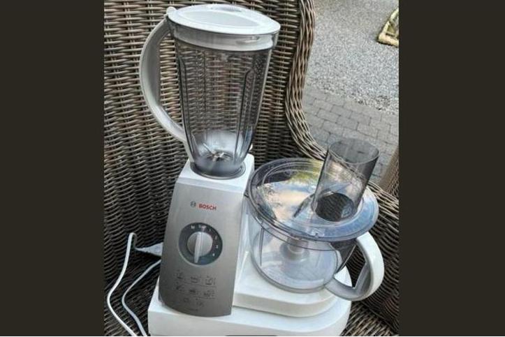 Bosch keukenrobot  nieuw (met heel veel accessoires), Elektronische apparatuur, Keukenmixers, Nieuw, 2 tot 3 liter, 3 snelheden of meer