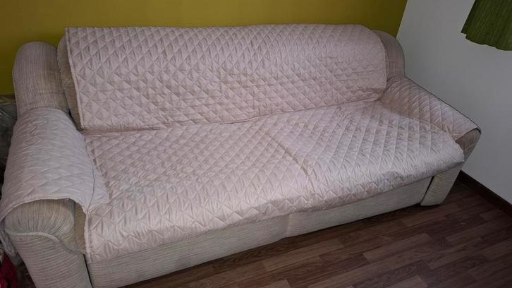 Zetelbed met BEKA‑matras – zeer nette staat, Huis en Inrichting, Zetels | Zetels, Ophalen