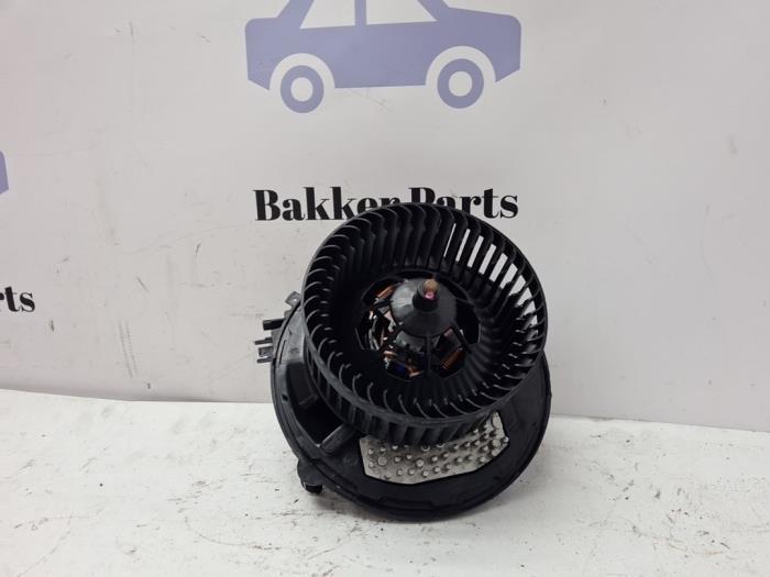 Moteur de ventilation chauffage d'un Volkswagen T-Roc, Autos : Pièces & Accessoires, Autres pièces automobiles, Volkswagen, Utilisé