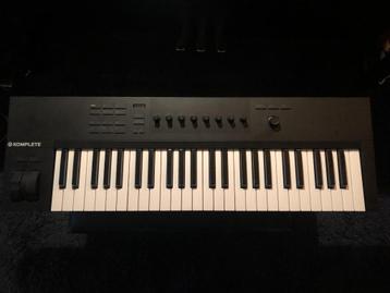 Native Instrument KOMPLETE KONTROL A49 beschikbaar voor biedingen